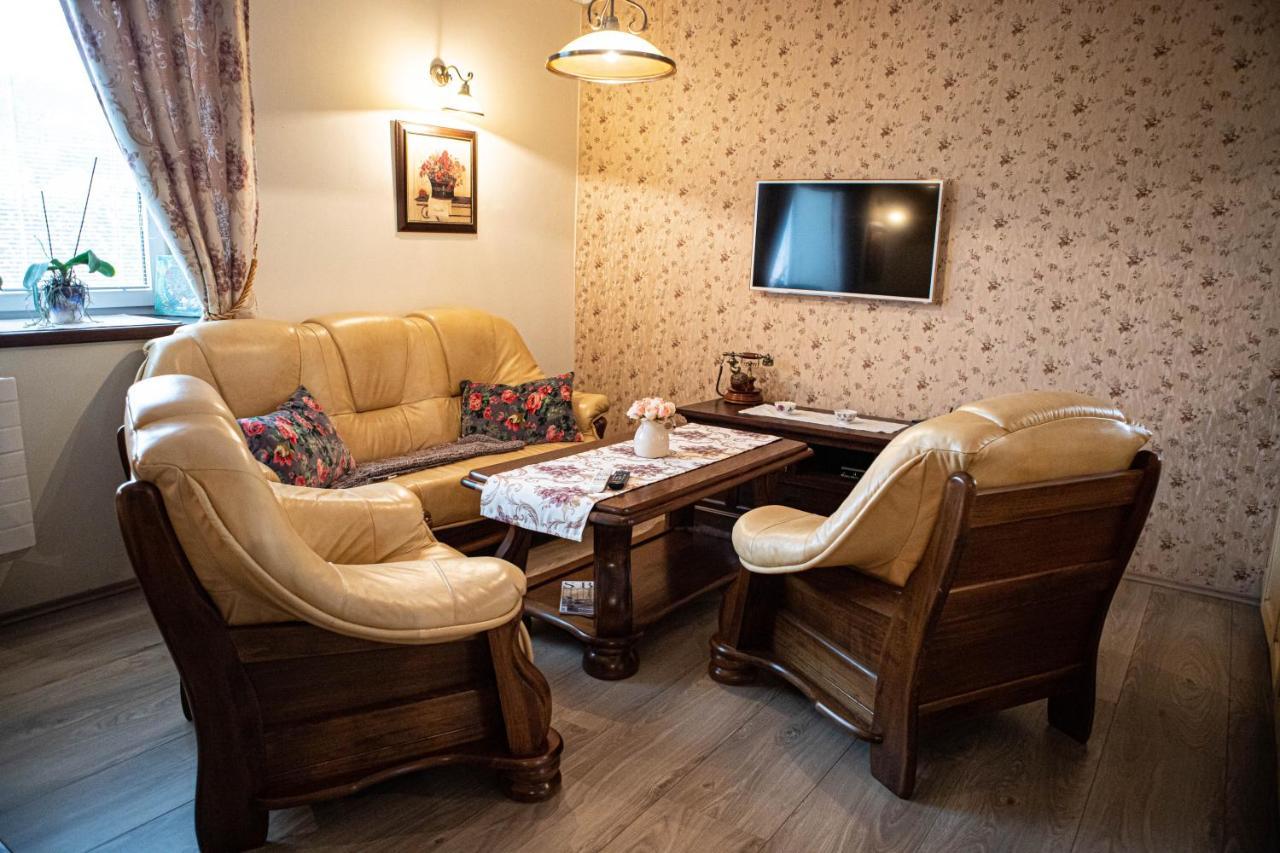 Kalvin Restaurant & Pension Rastislavice Εξωτερικό φωτογραφία